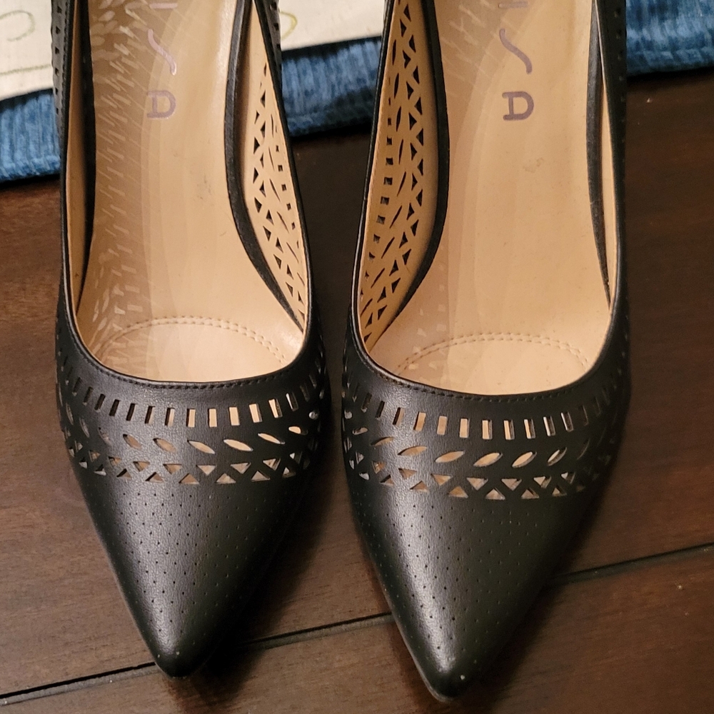 Unisa Black Leather Cut Out Pumps